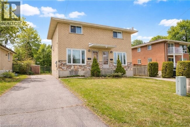 property at 30 Rowanwood Ave