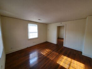 2513 Spring Garden St in Greensboro, NC - Building Photo - Building Photo