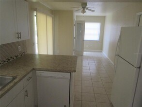 979 Roseway Terrace NW in Port Charlotte, FL - Building Photo - Building Photo