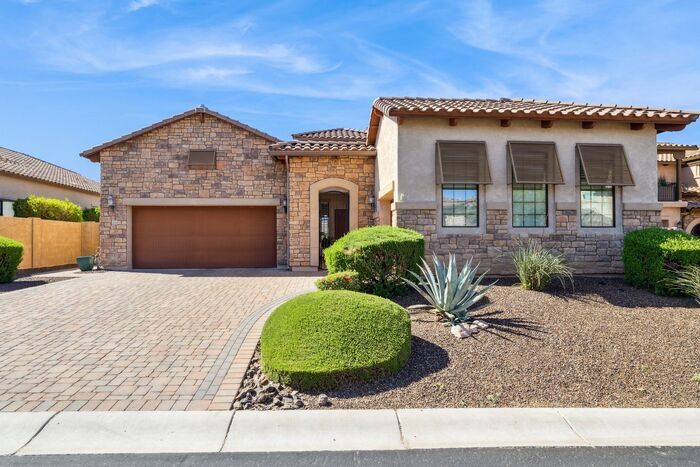 8515 E Lockwood St in Mesa, AZ - Building Photo