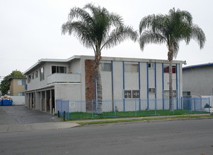 12691 Morningside Ave in Garden Grove, CA - Building Photo - Building Photo