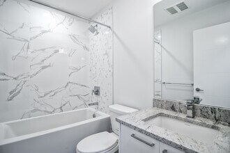 20696 Eastleigh Cres in Langley, BC - Building Photo - Building Photo
