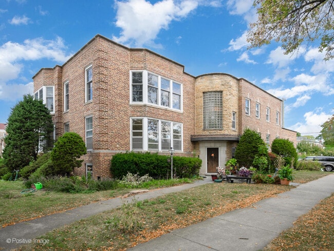 property at 5901 N St Louis Ave
