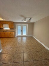 15630 NE 8th Pl-Unit -15670 NE 8th Pl #5 in Williston, FL - Building Photo - Building Photo