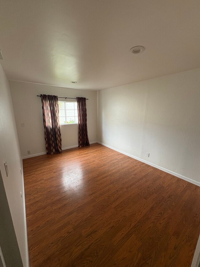 32970 Lake Wawasee St in Fremont, CA - Building Photo - Building Photo