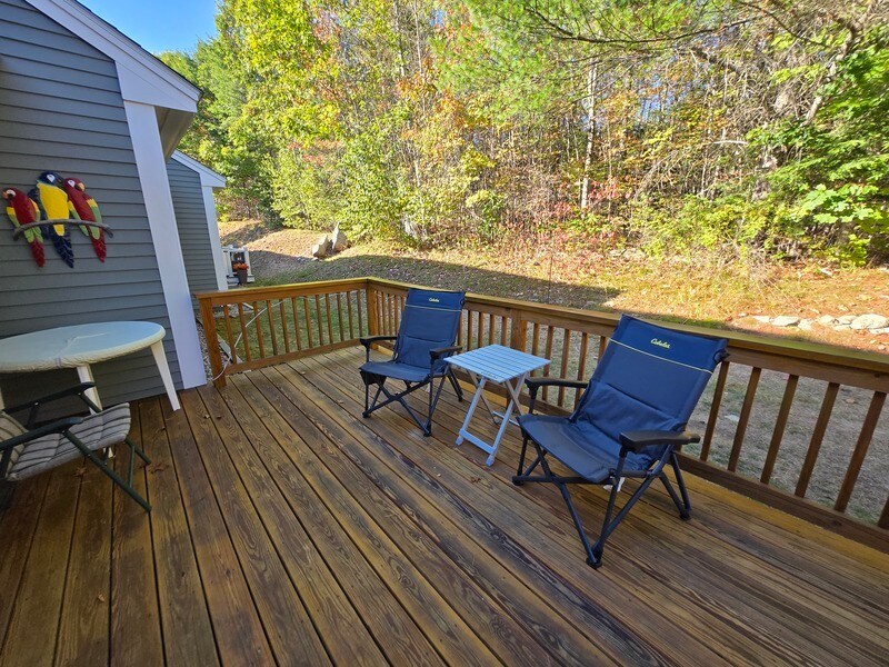 2 Vappi Vale Ln in Moultonborough, NH - Building Photo