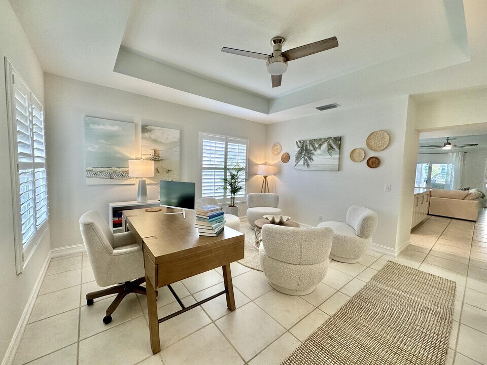 798 107th Ave N in Naples, FL - Building Photo