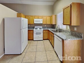 3688 Copper Cactus Dr in Las Vegas, NV - Building Photo - Building Photo
