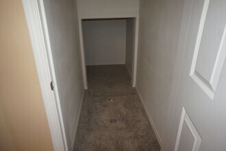 532 NE Caden Ave in Hillsboro, OR - Building Photo - Building Photo