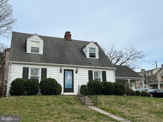 property at 650 Linden Cir