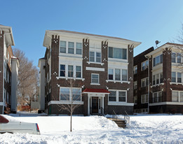 3315-3317 Gillham Rd Apartamentos