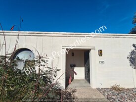 650 N Richey Blvd in Tucson, AZ - Building Photo