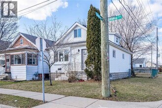 395 Paling Ave in Hamilton, ON - Building Photo - Building Photo