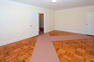 2828 Kings Hwy in Brooklyn, NY - Foto de edificio - Interior Photo