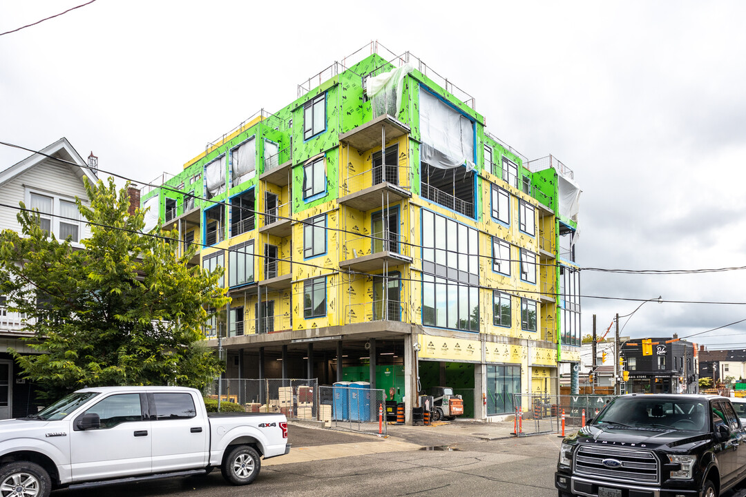 The Lofthouse Condominiums in Toronto, ON - Building Photo