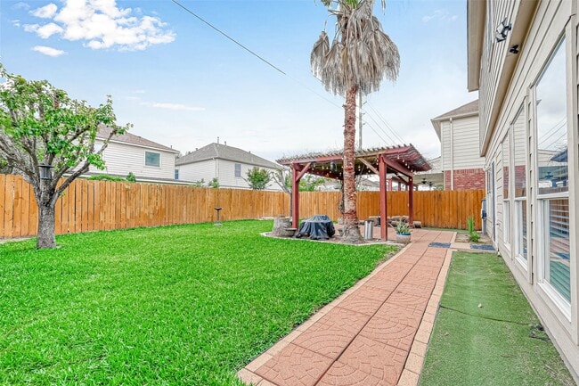 19443 Maywood Falls Cir