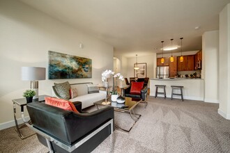 La Bella Vita in Colorado Springs, CO - Building Photo - Building Photo