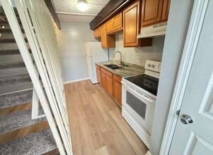 3415 Hines Rd in Columbus, OH - Building Photo - Building Photo