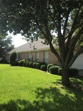 6404 Parkside Dr in Arlington, TX - Building Photo - Building Photo
