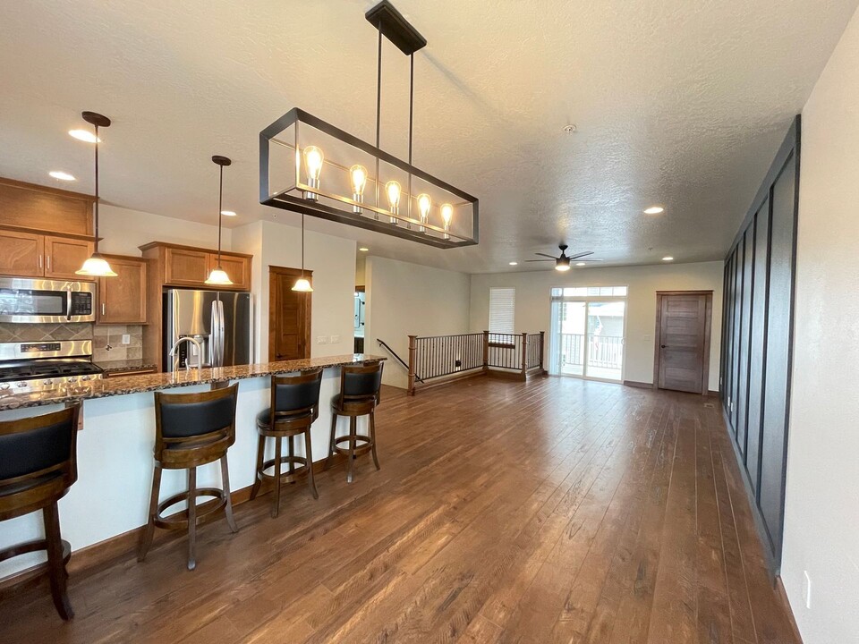 4499 Greenchain Loop in Coeur d'Alene, ID - Building Photo