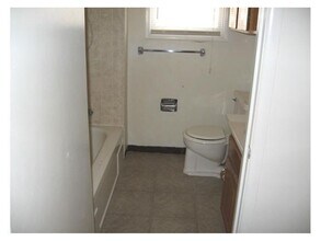 985 N 10th E St-Unit -987 in Mountain Home, ID - Building Photo - Building Photo