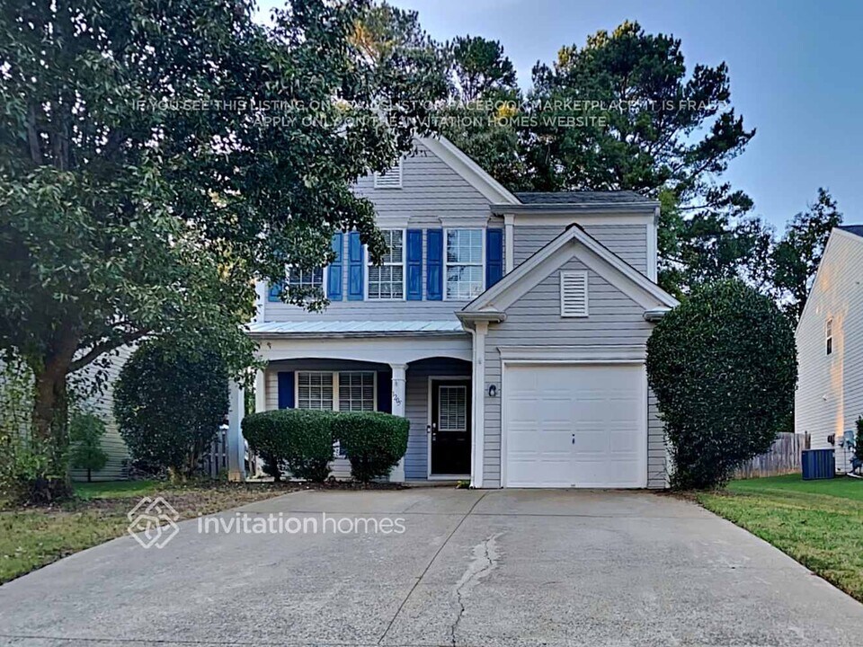 1205 Astastula Way in Woodstock, GA - Building Photo