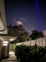 6711 Cody St, Unit Efficiency in Hollywood, FL - Building Photo