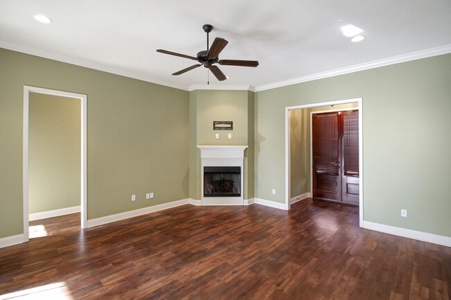 165 Harvey Cir in Canton, MS - Building Photo - Building Photo