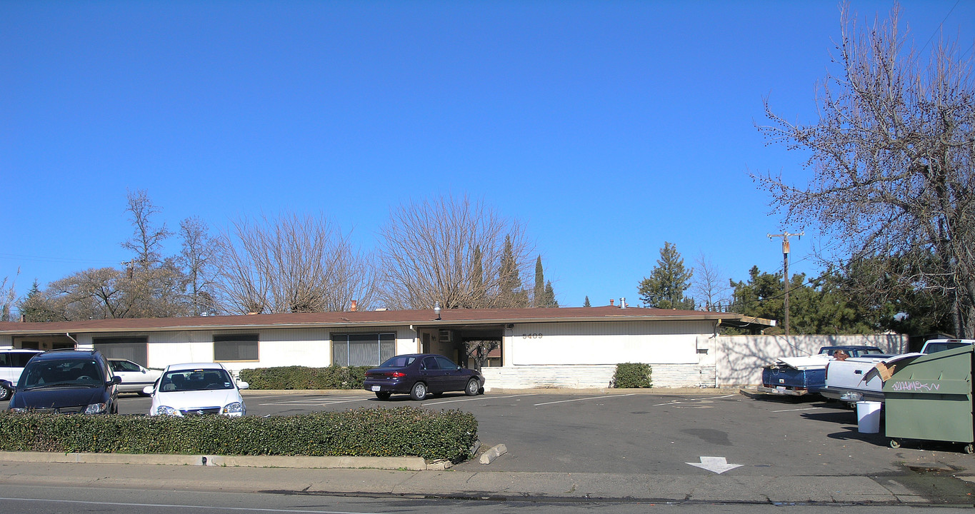 Parkside Apartments in Carmichael, CA - Foto de edificio