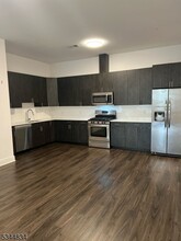 310 Madison Ave in Elizabeth, NJ - Building Photo - Building Photo