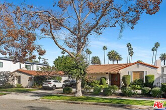 312 S Maple Dr in Beverly Hills, CA - Building Photo - Building Photo