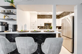 4368 Cedar Springs Rd in Dallas, TX - Building Photo - Building Photo