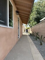 10696 Walnut St, Unit 10696 Walnut St in Los Alamitos, CA - Building Photo