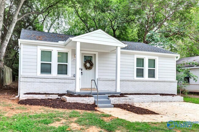 2910 Wilson Dr NW in Huntsville, AL - Building Photo - Building Photo