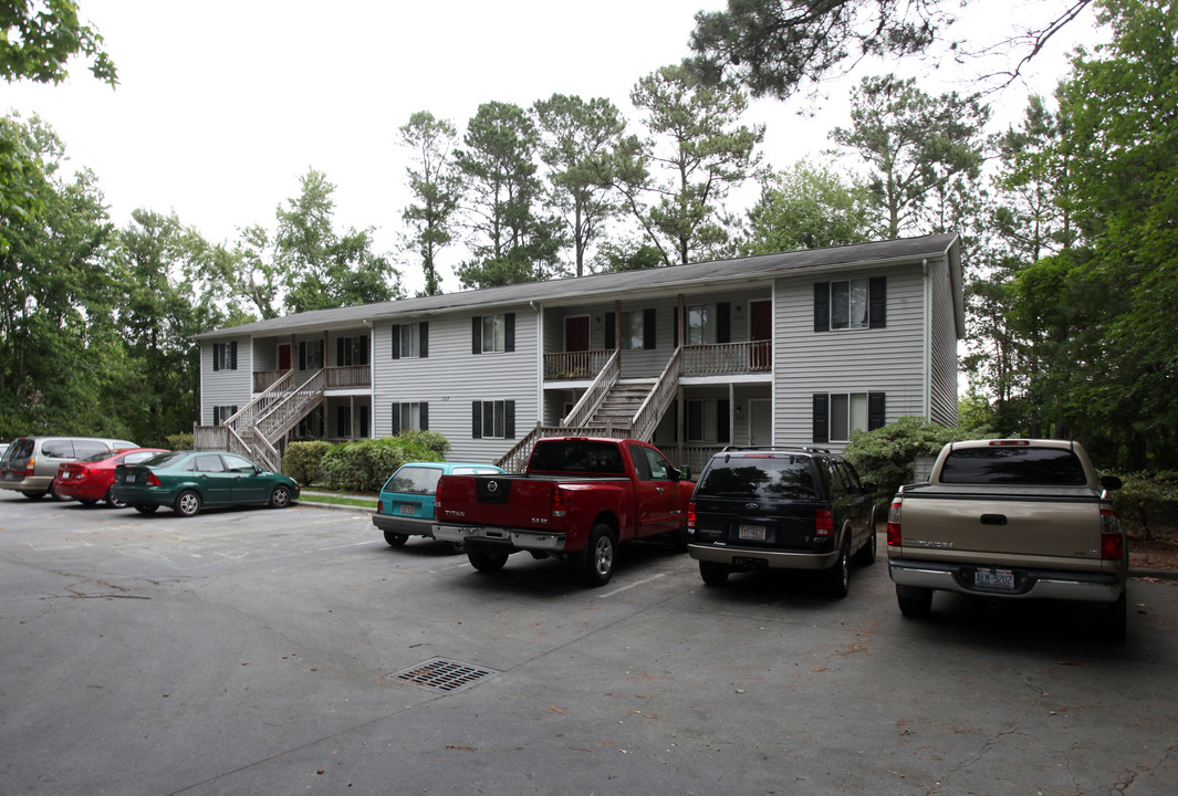 107 Lullwater Dr in Wilmington, NC - Building Photo