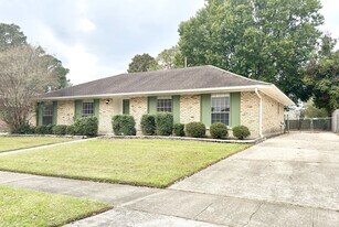 4738 Woodlyn Dr in Baton Rouge, LA - Building Photo