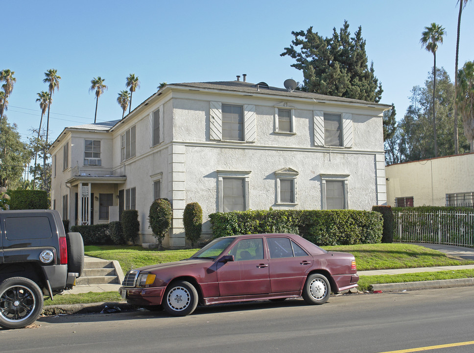 1632 S Bronson Ave in Los Angeles, CA - Building Photo