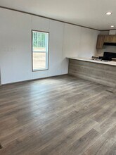 996 Evergreen Dr in Galivants Ferry, SC - Building Photo - Building Photo
