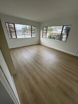 8101 Crenshaw Blvd in Inglewood, CA - Building Photo