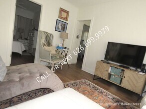 140 Melrose Ave in Monrovia, CA - Foto de edificio - Building Photo