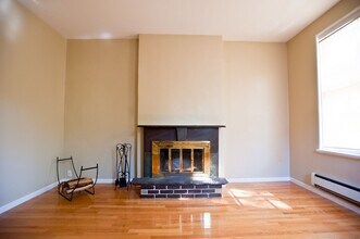 1665 N Humboldt Ave in Milwaukee, WI - Building Photo - Building Photo