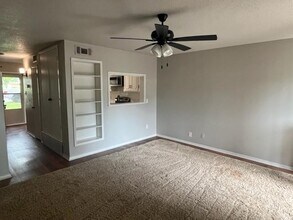 114 Meadow View Dr in Cleburne, TX - Foto de edificio - Building Photo