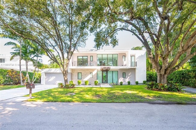 property at 5921 SW 87th St