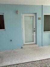 401 Collins Ave in Miami Beach, FL - Building Photo - Building Photo