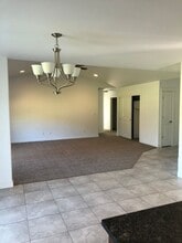 321 Plat M Rd in Sutherlin, OR - Building Photo - Building Photo