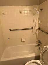 1003 26th St in Hondo, TX - Building Photo - Building Photo