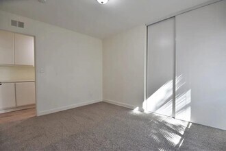 23303 Tristin Dr in Santa Clarita, CA - Building Photo - Building Photo