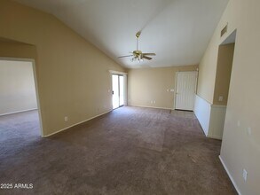 9324 E Posada Ave in Mesa, AZ - Building Photo - Building Photo