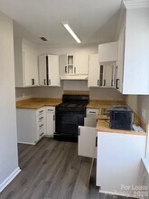 6827 Delta Lake Dr in Charlotte, NC - Building Photo - Building Photo