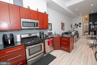 1538 Ogden St in Philadelphia, PA - Building Photo - Building Photo